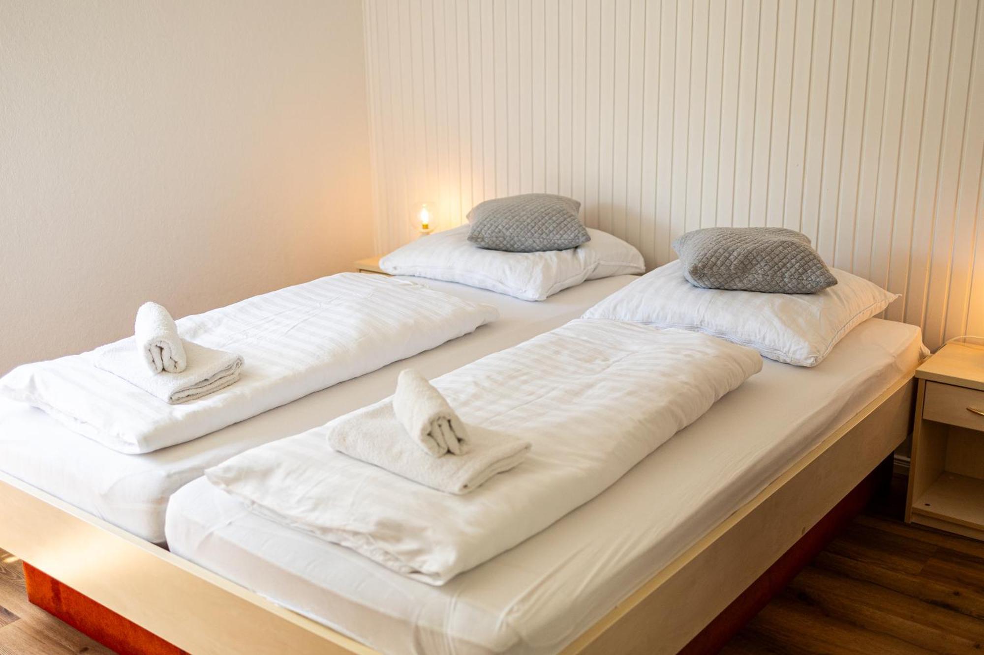 Visiet - In Apartment *
